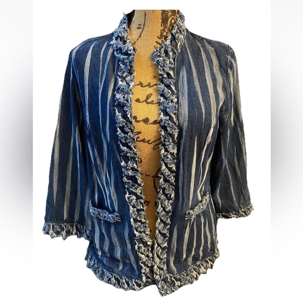 Chico's Women’s Small 0 Denim Frayed Cardigan Distressed